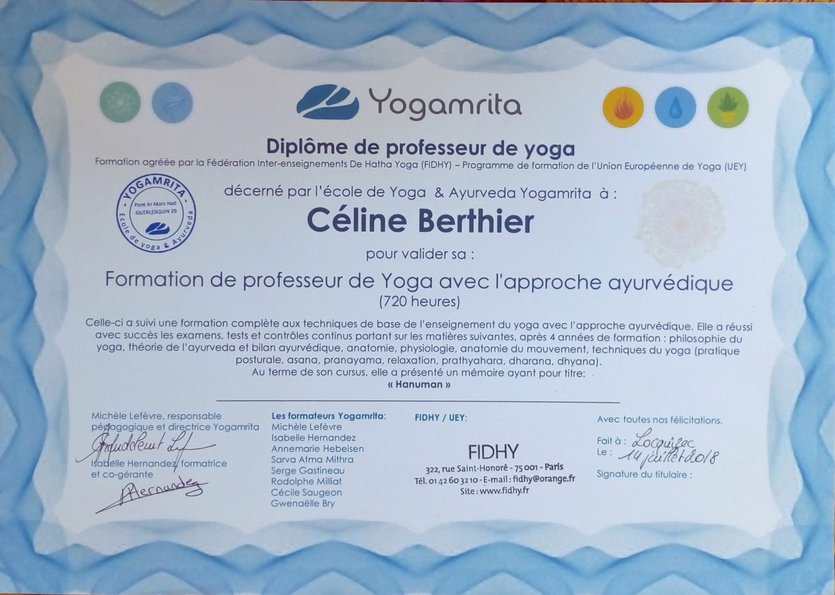 Dîplome de professeur de YOGA